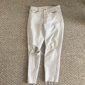 LEVI White Ripped Jeans W28